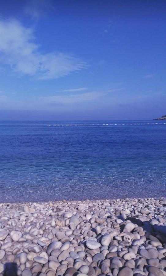 Apartmani Ljubica Utjeha Esterno foto
