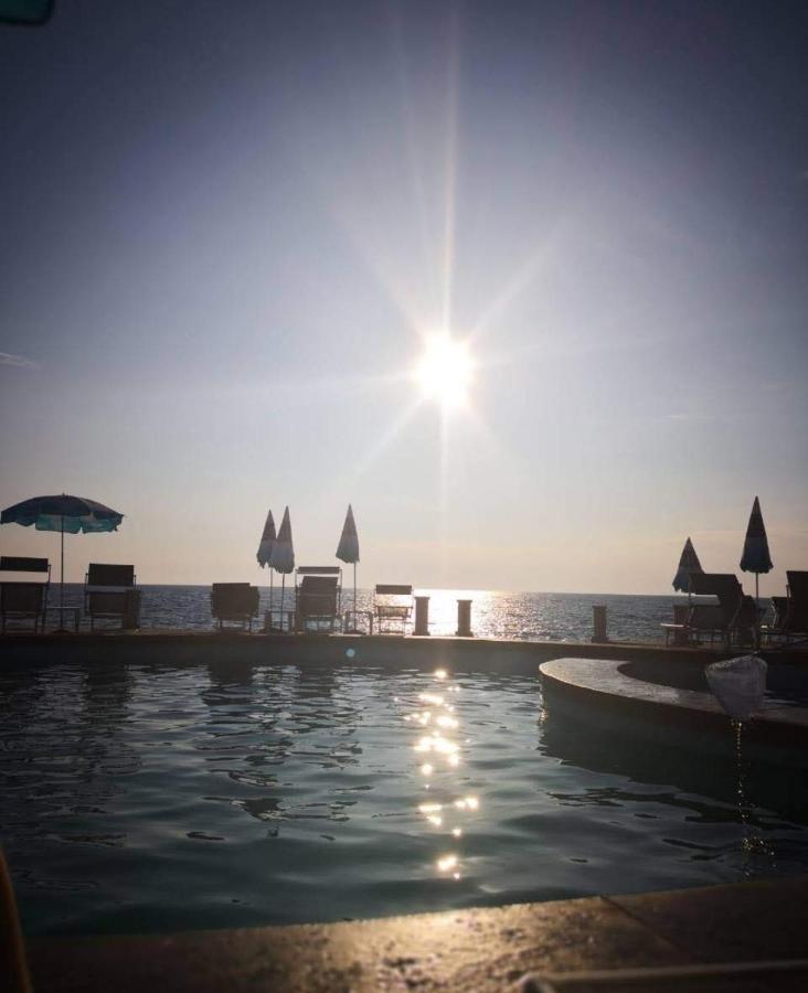 Apartmani Ljubica Utjeha Esterno foto