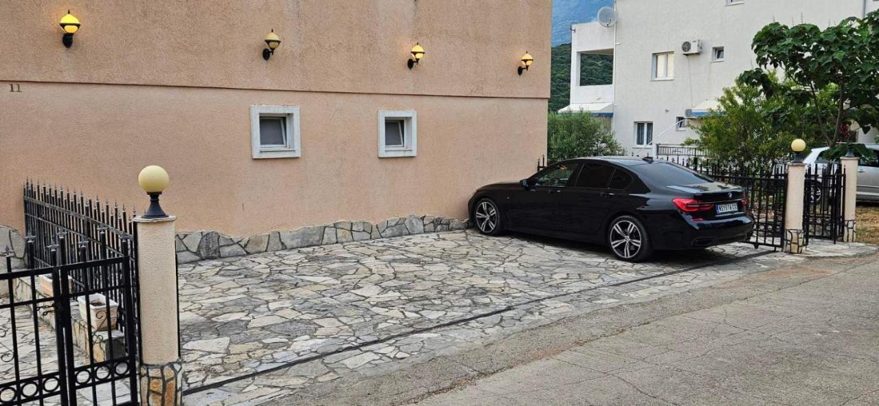 Apartmani Ljubica Utjeha Esterno foto