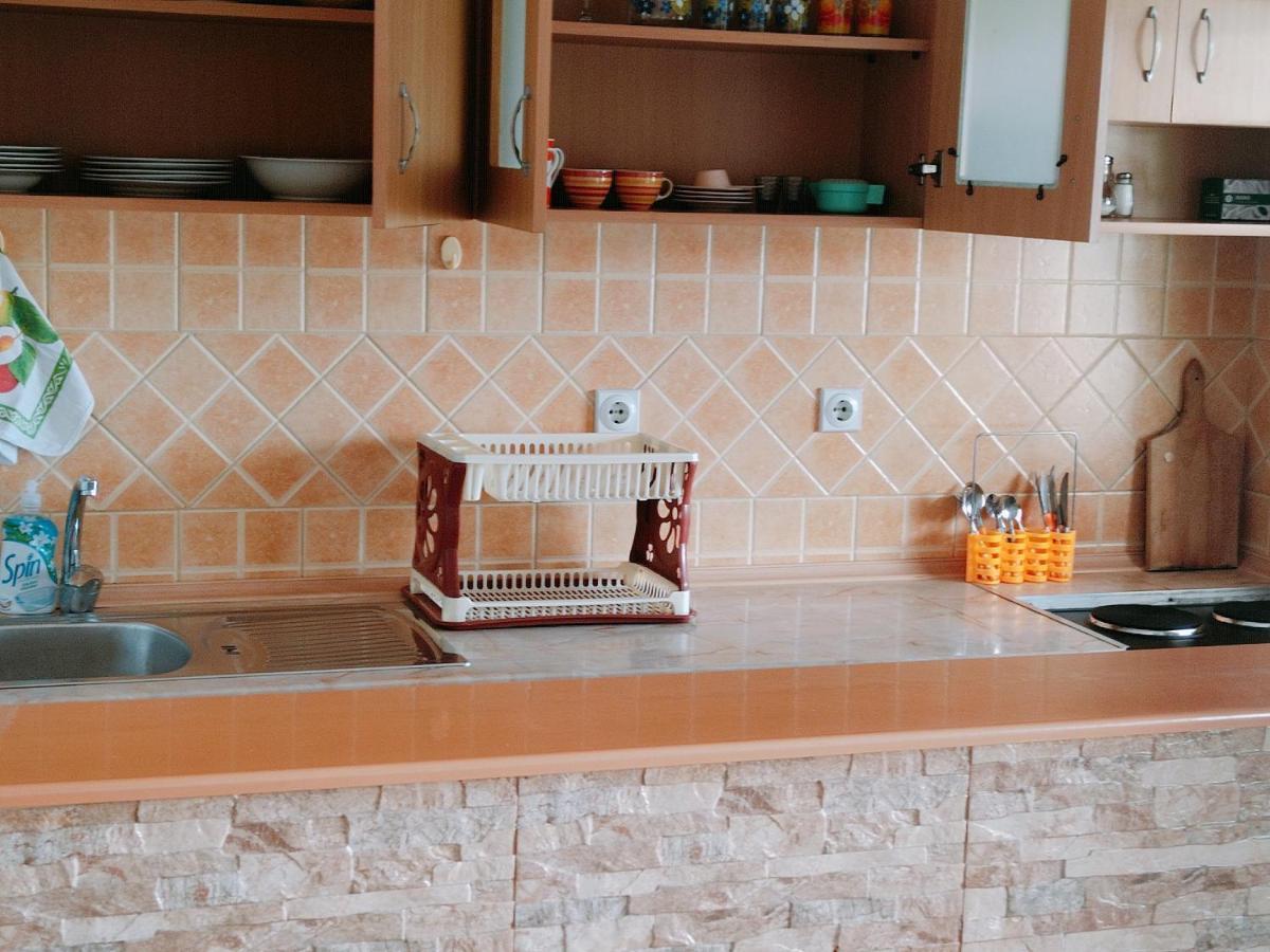 Apartmani Ljubica Utjeha Esterno foto