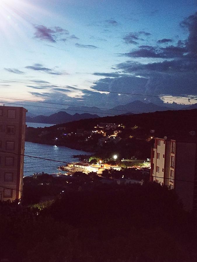 Apartmani Ljubica Utjeha Esterno foto