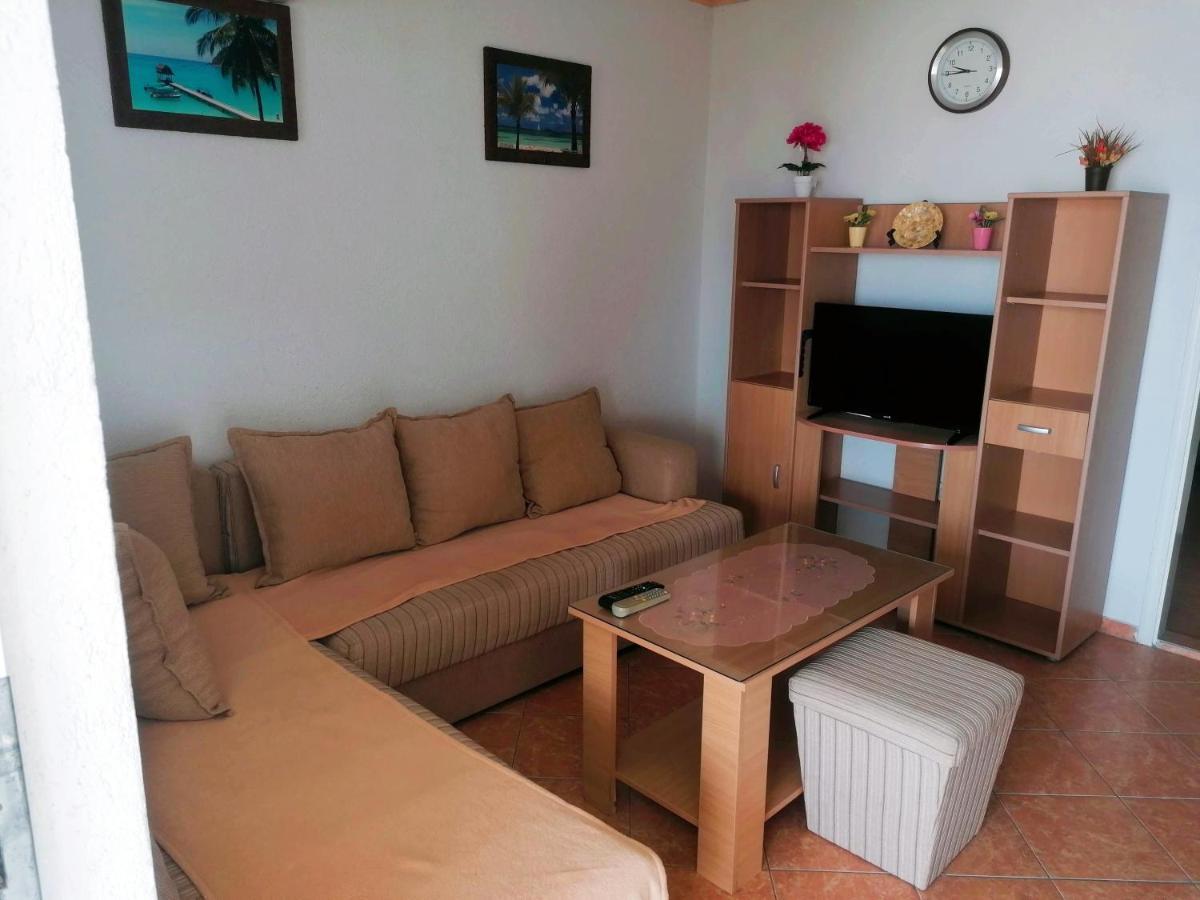 Apartmani Ljubica Utjeha Esterno foto