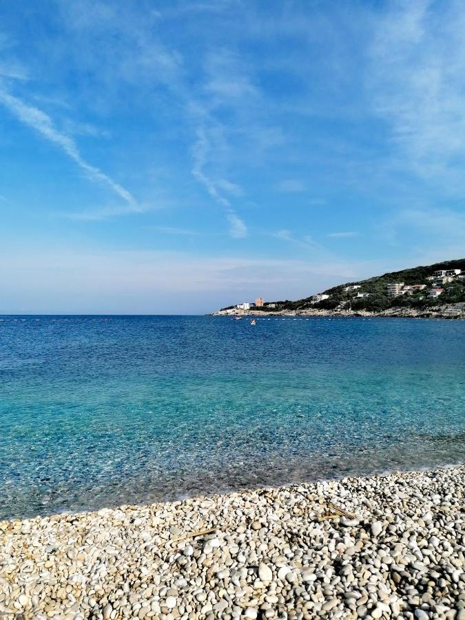Apartmani Ljubica Utjeha Esterno foto
