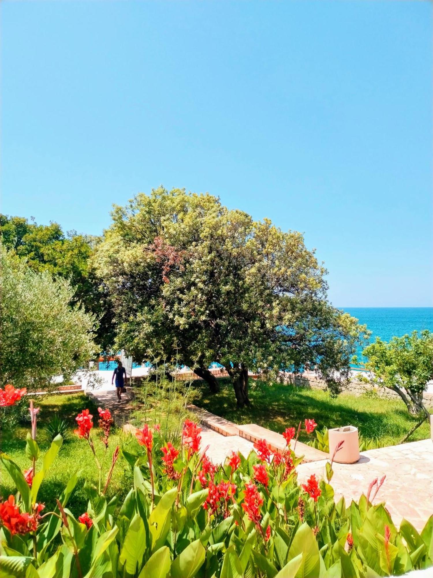 Apartmani Ljubica Utjeha Esterno foto